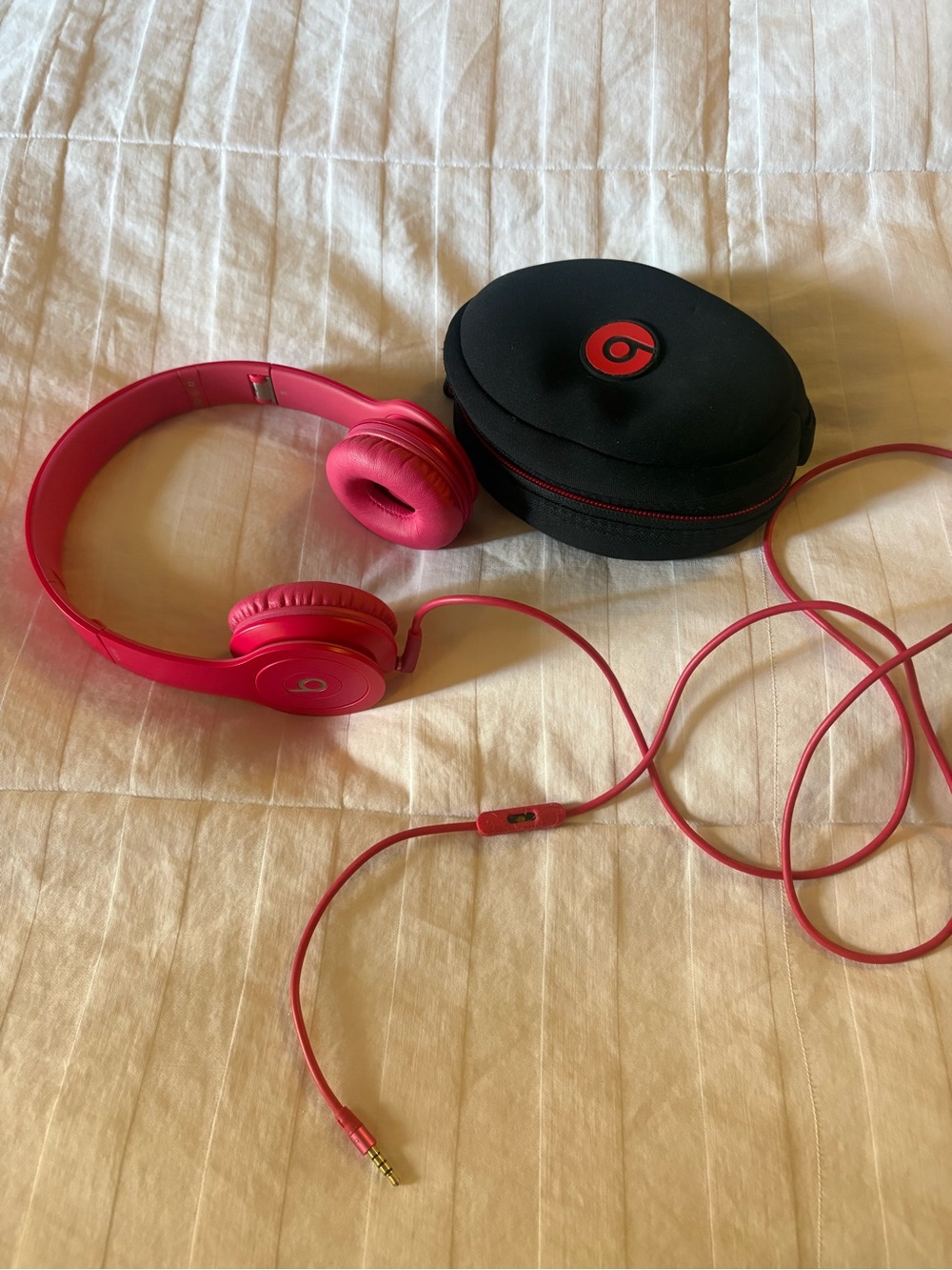 Beats On-Ear Headphones - Pink